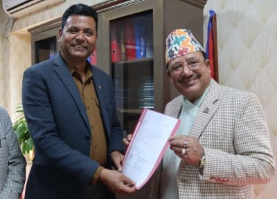  समानुपातिक निर्वाचन प्रणालीका लागि एमालेद्वारा दल दर्ता 